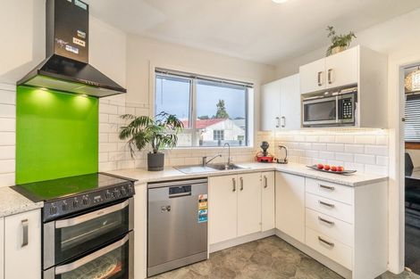 Photo of property in 168 Mcquarrie Street, Kingswell, Invercargill, 9812