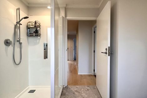 Photo of property in 11 Dunsandel Grove, Silverstream, Upper Hutt, 5019