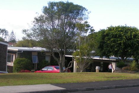 Photo of property in 39 Meadowvale Avenue, Forrest Hill, Auckland, 0620