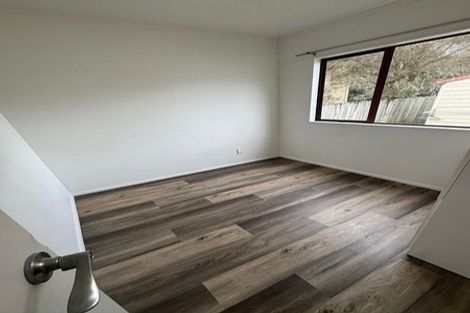 Photo of property in 109 Seymour Road, Sunnyvale, Auckland, 0612