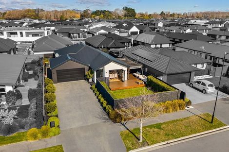 Photo of property in 32 Mckerrow Street, Marshland, Christchurch, 8083