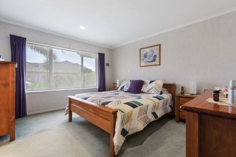 Photo of property in 34 Blackwood Drive, Wattle Downs, Auckland, 2103