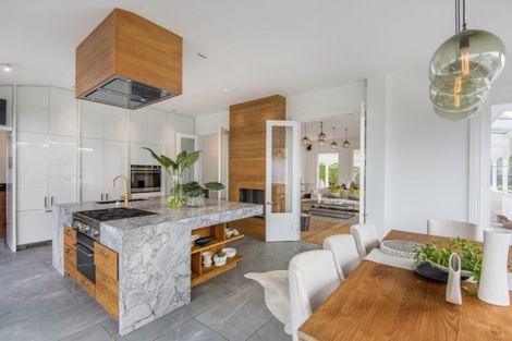 Photo of property in 8 St Aubyn Street, Devonport, Auckland, 0624