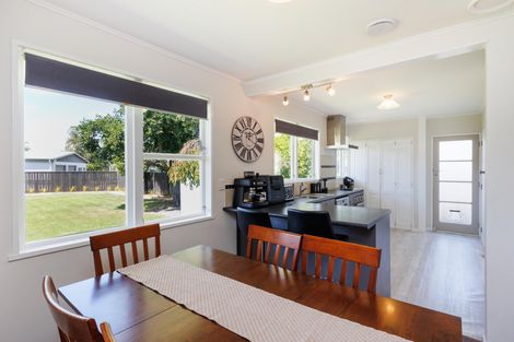 Photo of property in 14 Motuoapa Place, Kelvin Grove, Palmerston North, 4414