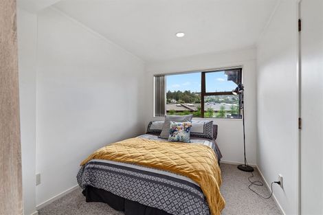 Photo of property in 34 Archers Road, Glenfield, Auckland, 0629