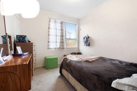Photo of property in 31 Universal Drive, Henderson, Auckland, 0610