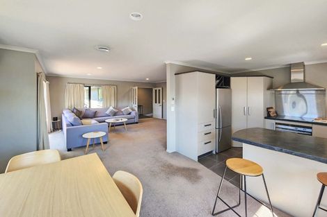 Photo of property in 2 Percy Kinsman Crescent, Riverstone Terraces, Upper Hutt, 5018