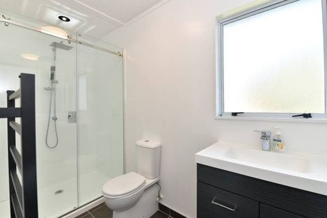 Photo of property in 1084 Kaipara Coast Highway, Kaukapakapa, 0873