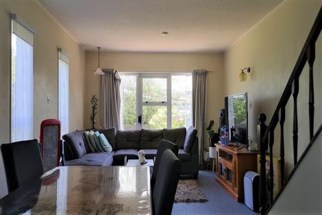 Photo of property in 1/31 Mana Avenue, Titahi Bay, Porirua, 5022