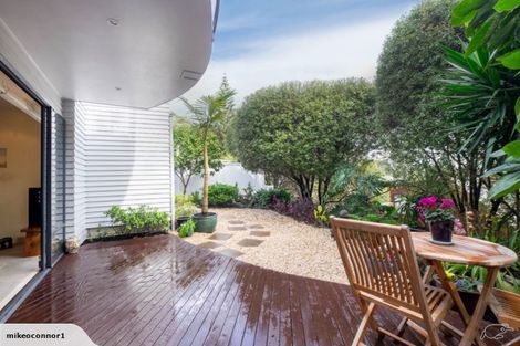 Photo of property in 2/45 Esplanade Road, Mount Eden, Auckland, 1024