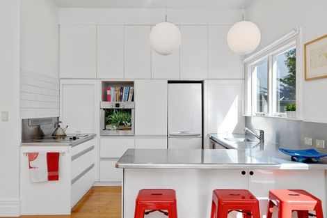 Photo of property in 913 Colombo Street, Christchurch Central, Christchurch, 8013