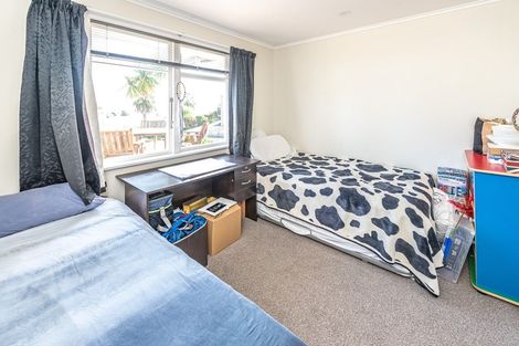 Photo of property in 67 Anzac Parade, Durie Hill, Whanganui, 4500