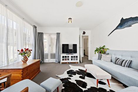 Photo of property in 64 Glenbervie Crescent, Massey, Auckland, 0614