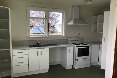 Photo of property in 6 Holland Crescent, Bulls, 4818