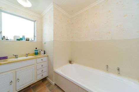 Photo of property in 20 Churcher Street, Feilding, 4702