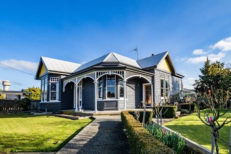 Photo of property in 224 Park Street, Winton, 9720