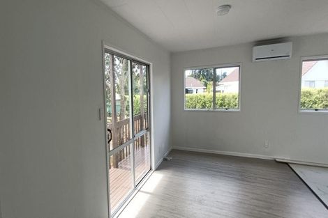 Photo of property in 21 Beaufort Place, Papatoetoe, Auckland, 2025