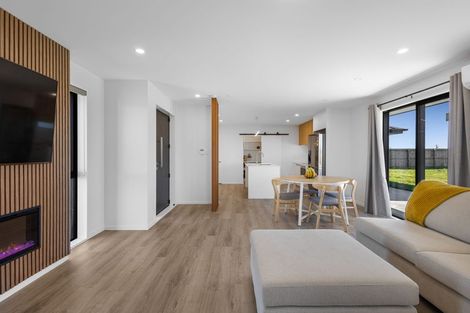 Photo of property in 2 Ealing Lane, Darfield, 7571