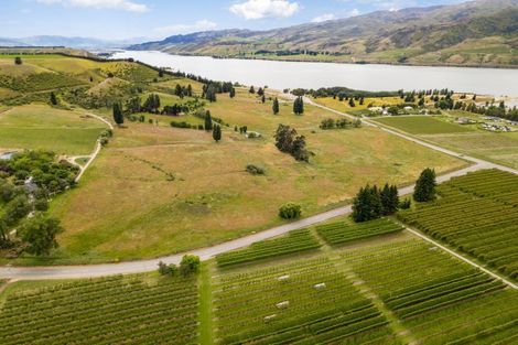 Photo of property in Glenstrae, 133 Luggate-cromwell Road, Cromwell, 9384