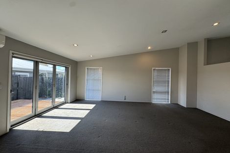 Photo of property in 17 Denham Court, Flagstaff, Hamilton, 3210
