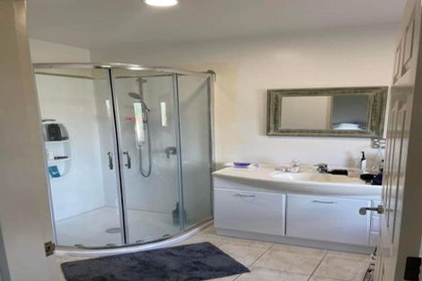 Photo of property in 15 Burma Road, Khandallah, Wellington, 6035