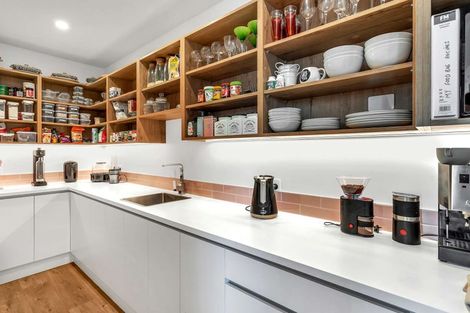 Photo of property in 30 Ngaroma Crescent, Whitianga, 3510