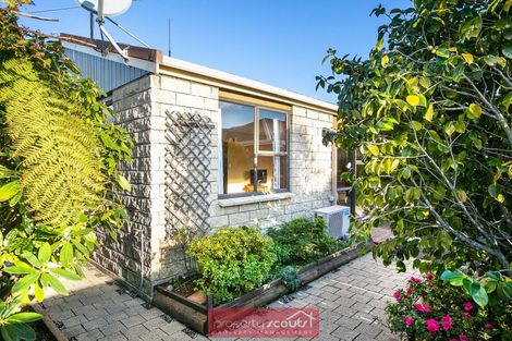 Photo of property in 105b Surrey Street, Forbury, Dunedin, 9012