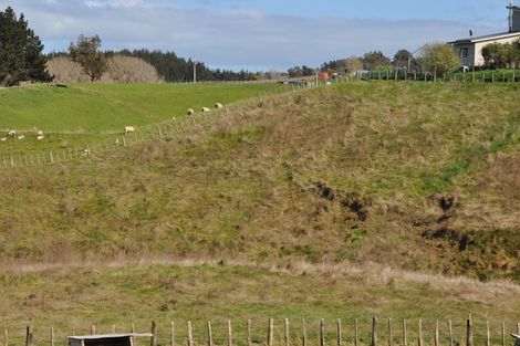 Photo of property in 42 Knorp Street, Halcombe, Feilding, 4779