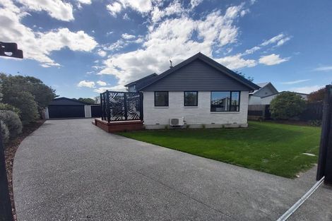 Photo of property in 11 Philomel Street, North New Brighton, Christchurch, 8083