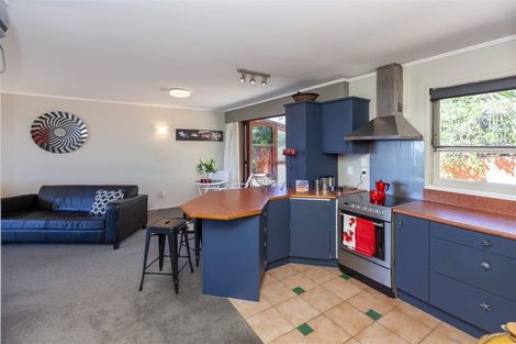 Photo of property in 2/33 Beach Road, Paekakariki, 5034