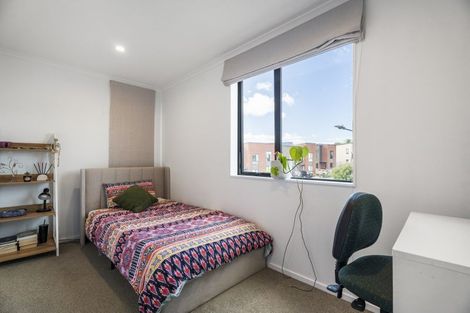 Photo of property in 8 Harlow Crescent, Glen Innes, Auckland, 1072