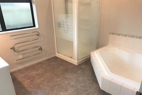 Photo of property in 25 Admiral Crescent, Flagstaff, Hamilton, 3210