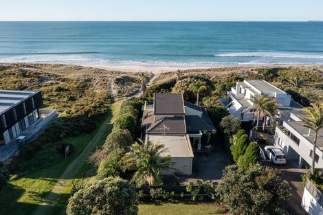 Photo of property in 323c Oceanbeach Road, Mount Maunganui, 3116