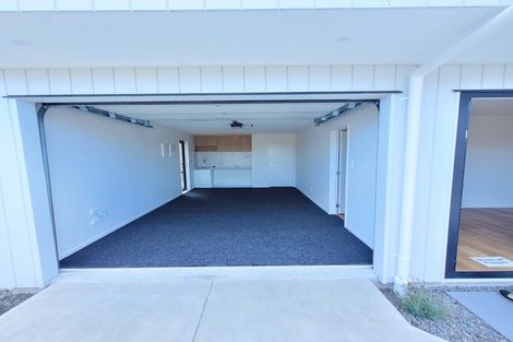 Photo of property in 76c Chartwell Avenue, Glenfield, Auckland, 0629