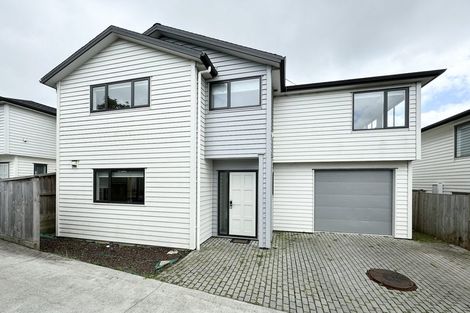 Photo of property in 6b St Catherine Crescent, West Harbour, Auckland, 0618