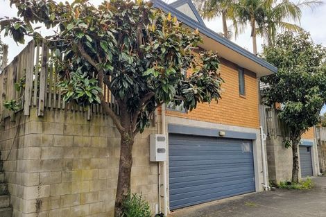 Photo of property in 520/12 Northcross Drive, Oteha, Auckland, 0632