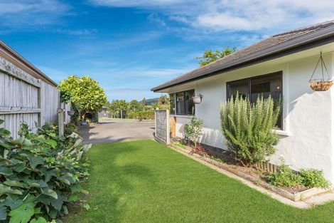 Photo of property in 8 Kestrel Avenue, Welcome Bay, Tauranga, 3112