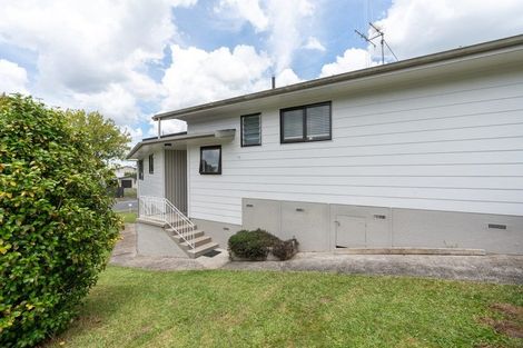 Photo of property in 54 Morrow Avenue, St Andrews, Hamilton, 3200