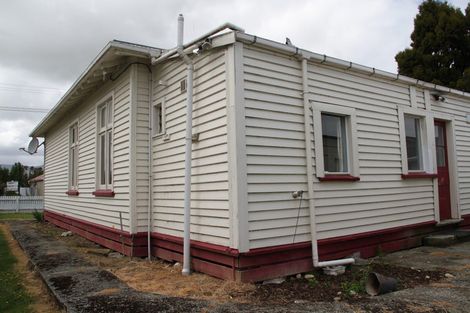 Photo of property in 19 Orawia Road, Tuatapere, 9620