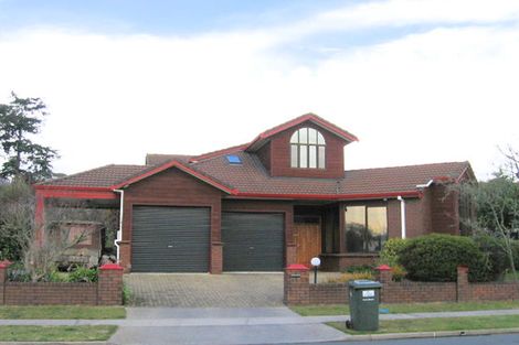 Photo of property in 33 Arcus Street, St Andrews, Hamilton, 3200