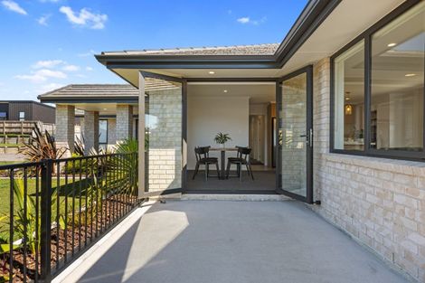 Photo of property in 166 Adler Drive, Ohauiti, Tauranga, 3112