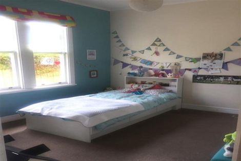 Photo of property in 47 Eden Street, Island Bay, Wellington, 6023