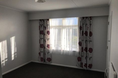 Photo of property in 1 Oaklea Avenue, Marton, 4710