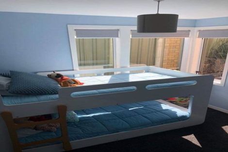 Photo of property in 1/2a Spring Street, Devonport, Auckland, 0624