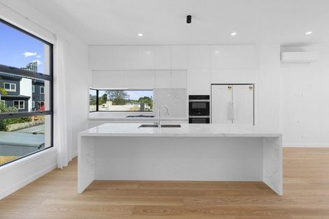 Photo of property in 50d Killarney Street, Takapuna, Auckland, 0622