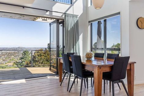 Photo of property in 110 Point View Drive, East Tamaki Heights, Auckland, 2016