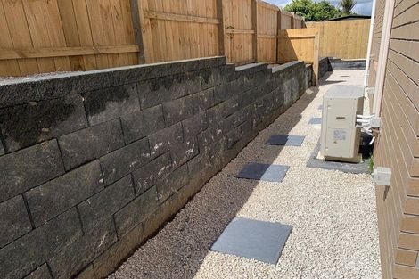 Photo of property in 9c Jillteresa Crescent, Half Moon Bay, Auckland, 2012