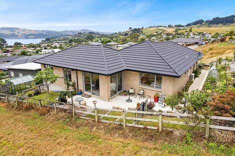 Photo of property in 20 Glendermid Close, Sawyers Bay, Port Chalmers, 9023