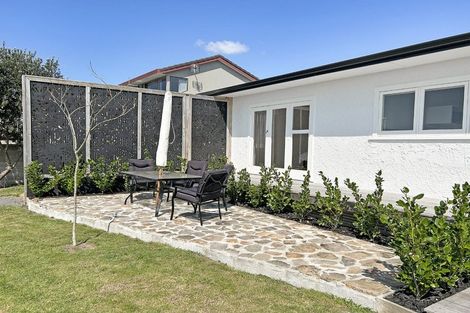 Photo of property in 153 Ngatai Road, Otumoetai, Tauranga, 3110