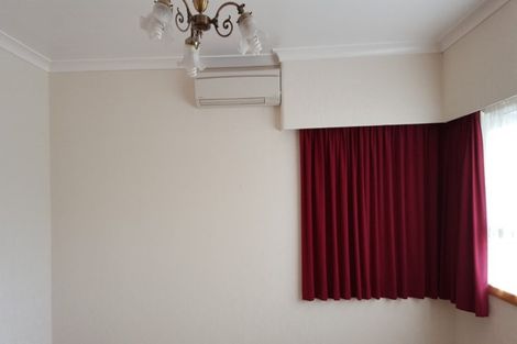 Photo of property in 18 Richardson Street, Woodville, 4920